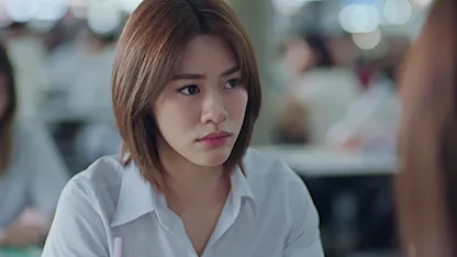 Phân cảnh nữ chính trong phim học đường Thái Lan – Thong Dong Mà Sống